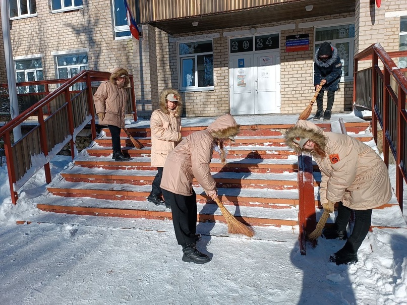 ЮНАРМИЯ спешит на помощь!.